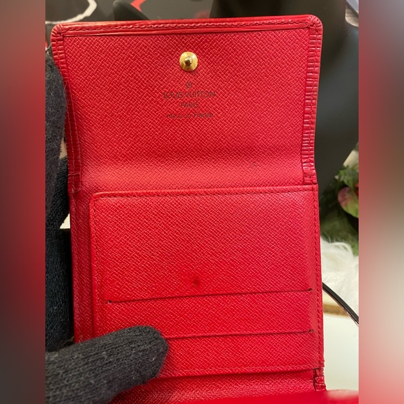 LOUIS VUITTON Leather Epi Snap Wallet - Picture 6 of 16